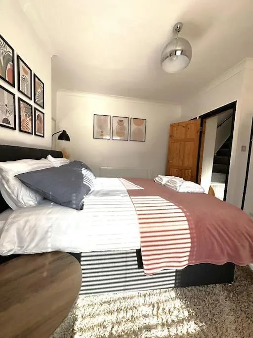 Leeds Cosy House Villa Leeds (West Yorkshire)