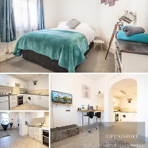 Beautiful 5 Min Walk Quay Apartment Exeter